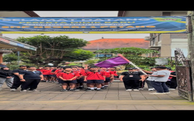 Kegiatan Jalan Santai dalam Rangka Perayaan HUT SMP Negeri 1 Petang ke-45 Tahun 2025