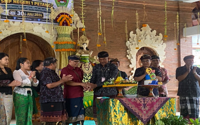 Pementasan Ekstra Kurikuler Dirangkaikan dengan HUT SMP Negeri 1 Petang Ke-46 Tahun 2026